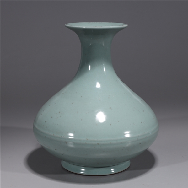 Chinese blue celadon glazed vase 2ad32f