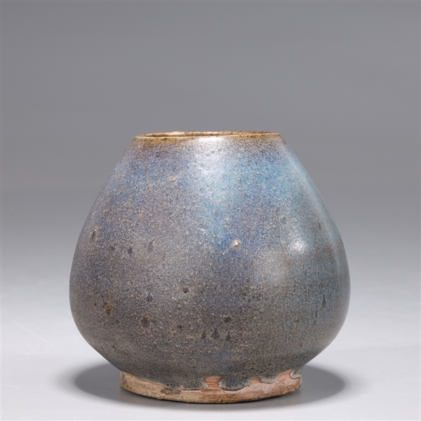 Chinese glazed ceramic vessel in 2aba26