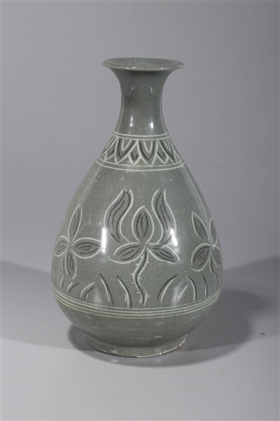 Large Korean celadon glazed vase  2abab3