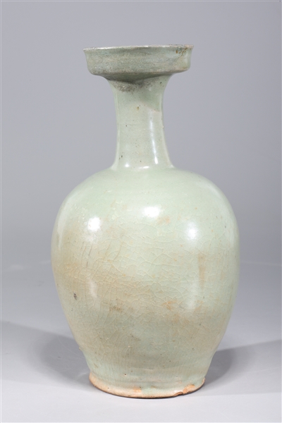 Korean celadon glazed ceramic bottle 2ac1a5