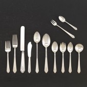 LUNT SILVERSMITHS FLATWARE SERVICE FOR