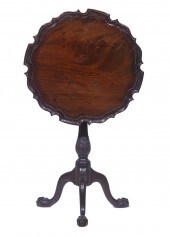 CHIPPENDALE PIE CRUST TABLE 18th c.