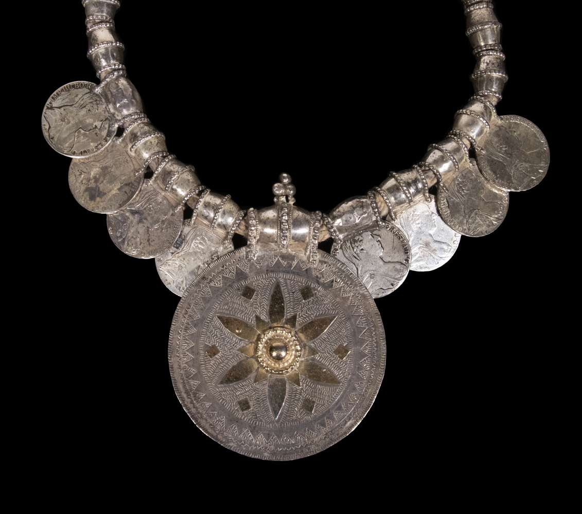 OMANI SILVER GOLD NECKLACE WITH 2b2afa