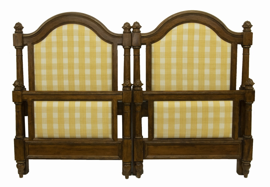 PR FRENCH PROVINCIAL TWIN BEDS 2b518a