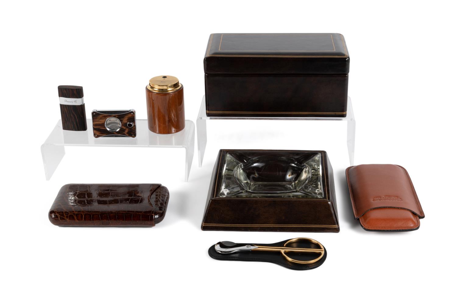 8PC HUMIDOR AND CIGAR ACCESSORIES 2bff40