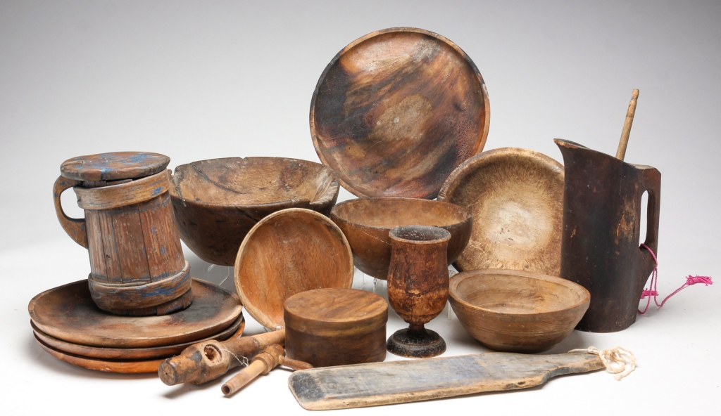 GROUP OF KITCHEN WOODENWARE Mostly 2c2f0c