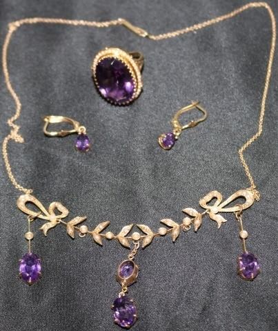 GOLD AND AMETHYST LOT TO INCLUDE  2c1d23