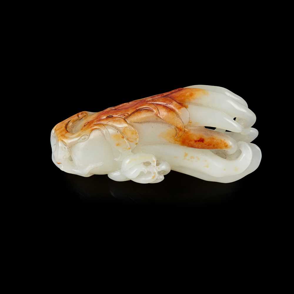 WHITE JADE WITH RUSSET SKIN CARVING 2cb559