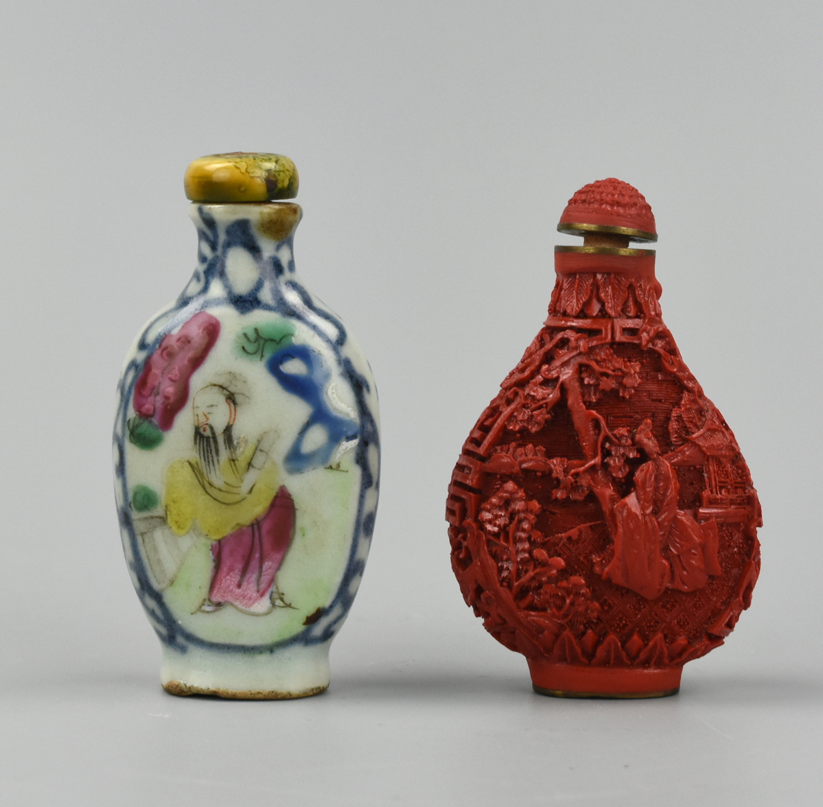 2 CHINESE SNUFF BOTTLES 19 20TH 2cf240