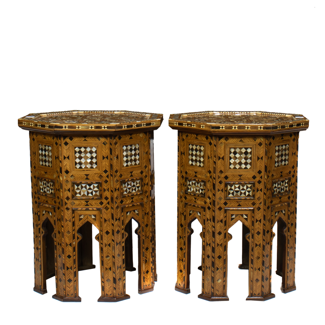 A PAIR OF LEVANTINE SHELL AND BONE 2d177e