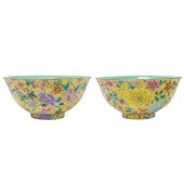 PAIR OF CHINESE FAMILLE ROSE BOWLS 2d2313