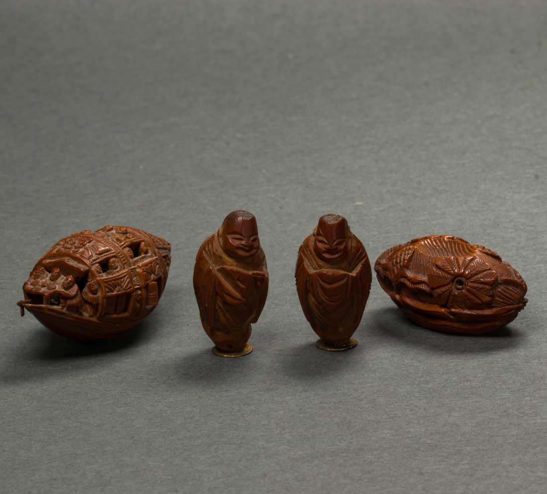 GROUP OF CHINESE OLIVE PIT CARVINGS 2d29f9