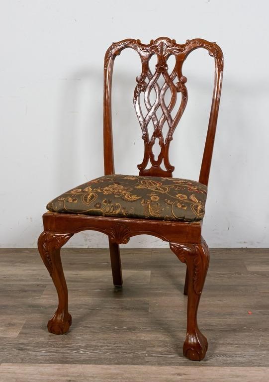 GEORGE III CHIPPENDALE STYLE CHAIRGeorge 2d3fbe