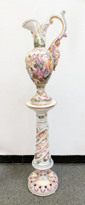 CAPODIMONTE PORCELAIN STAND W HANDLED 2d4371