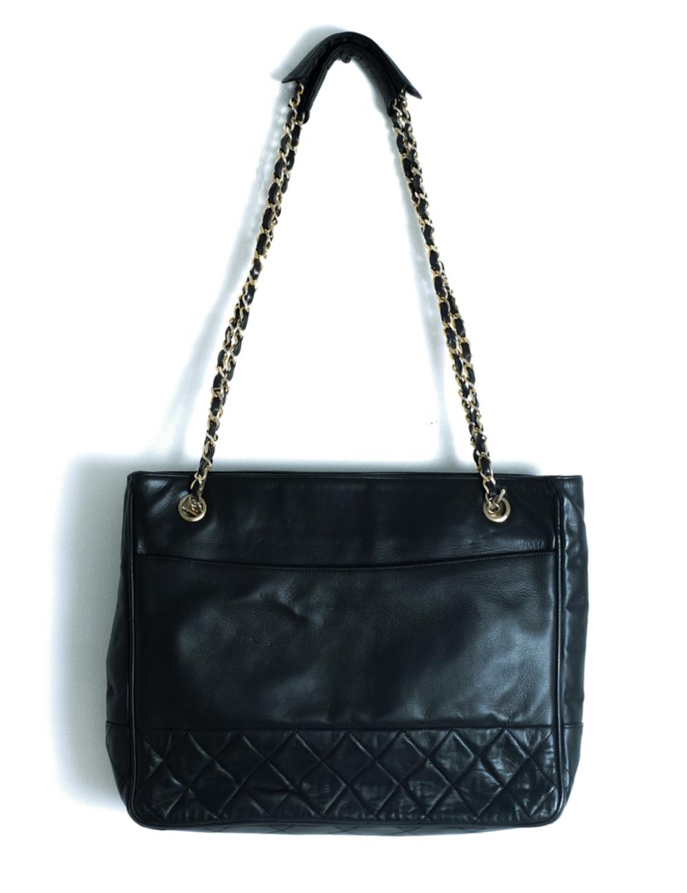 CHANEL VINTAGE BLACK LEATHER QUILTED 2d4609