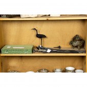 SHELF OF CHINESE DECORATIVE OBJECTS 2d2e67