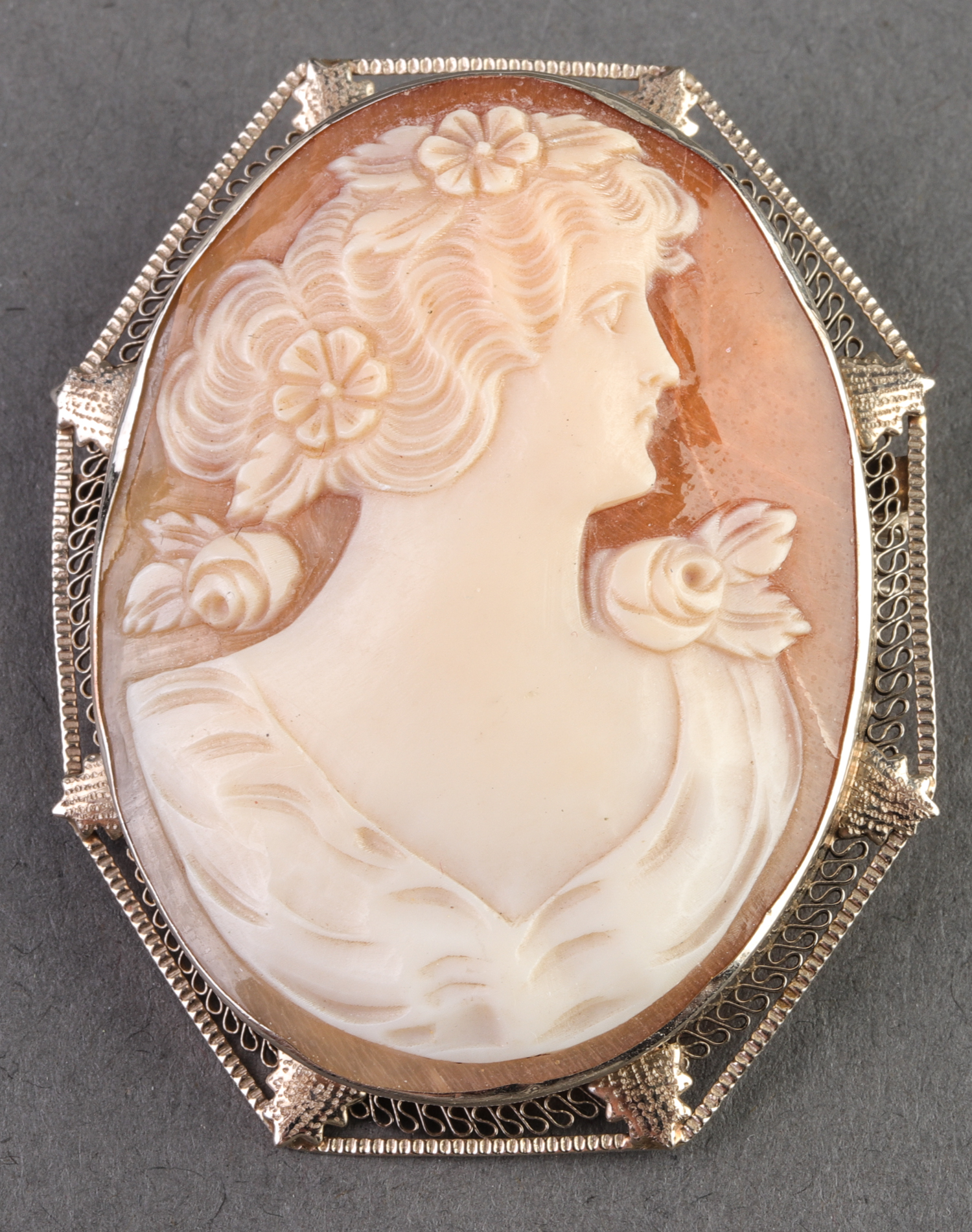 14K WHITE GOLD SHELL CAMEO BROOCH  2d39f1