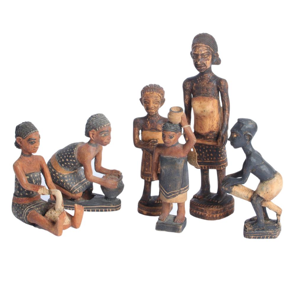 SIX AFRICAN CARVED AND PAINTED 2d8371