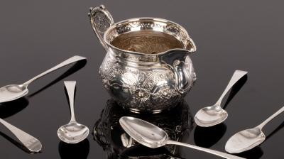 A set six George III silver teaspoons  2dba4b