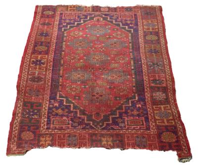 A Turkish tribal rug West Anatolia  2dbde4