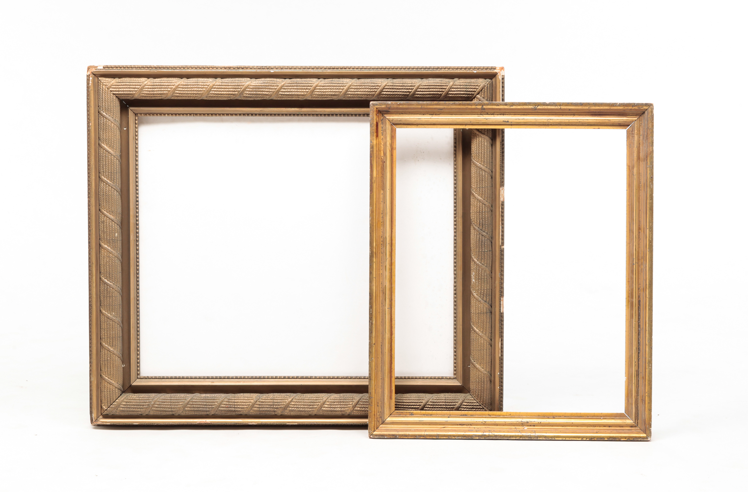 TWO PICTURE FRAMES American or 2dfd98