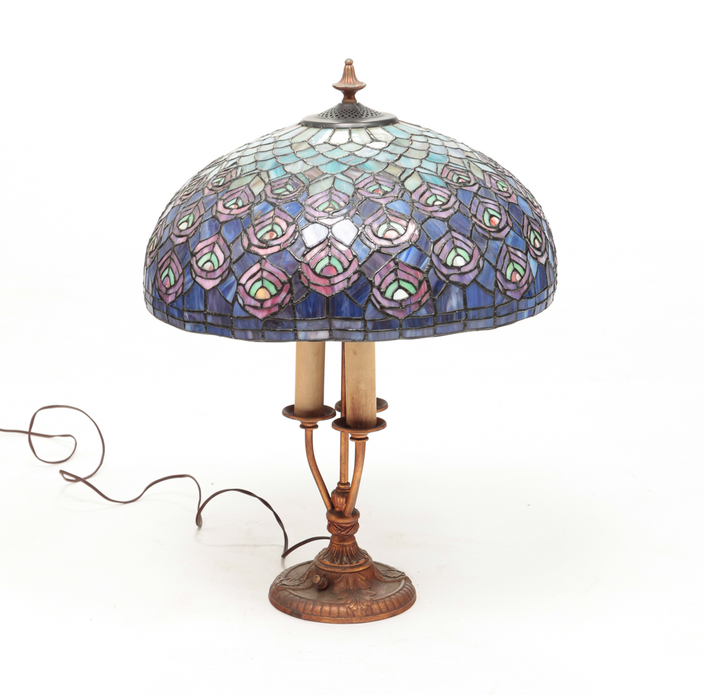 TABLE LAMP WITH TIFFANY STYLE LEADED 2dfe49