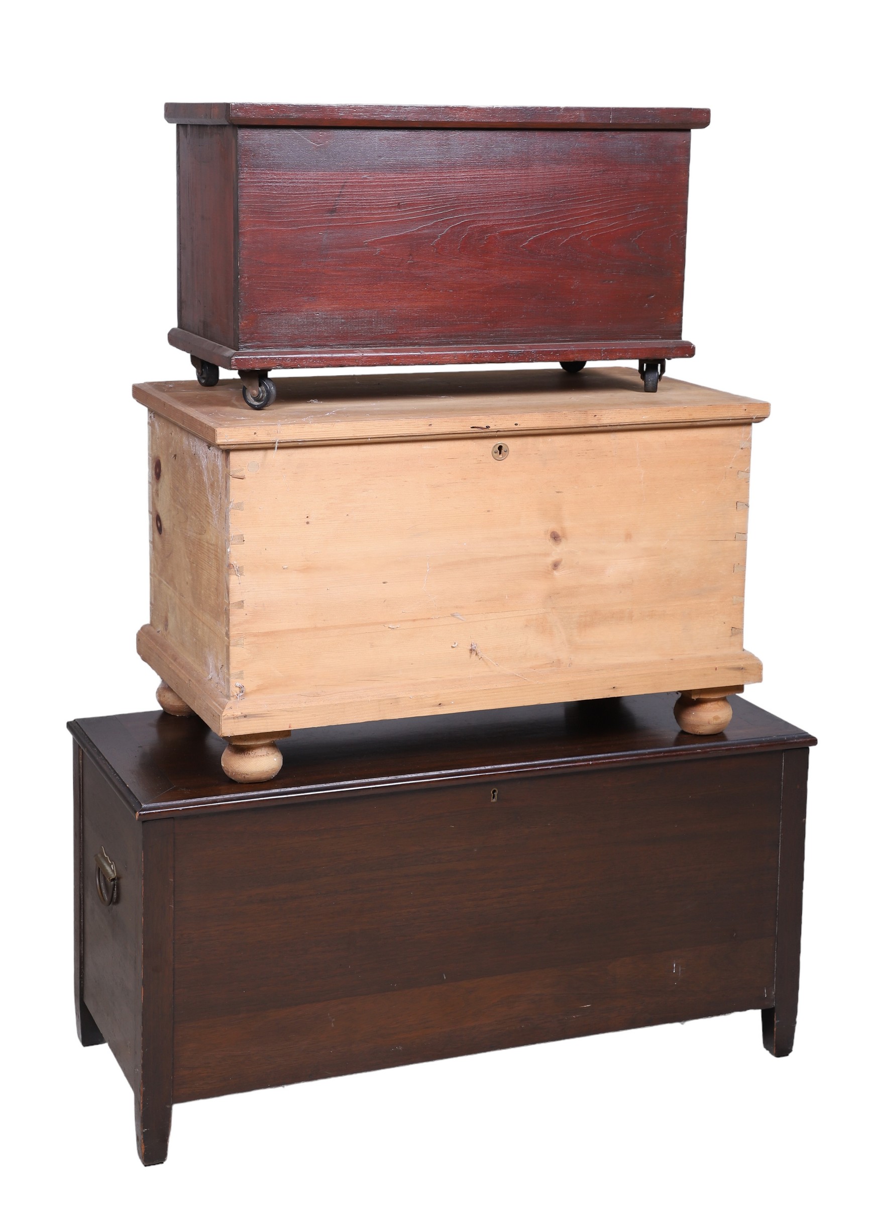  2 Diminutive chests and mahogany 2e0b41