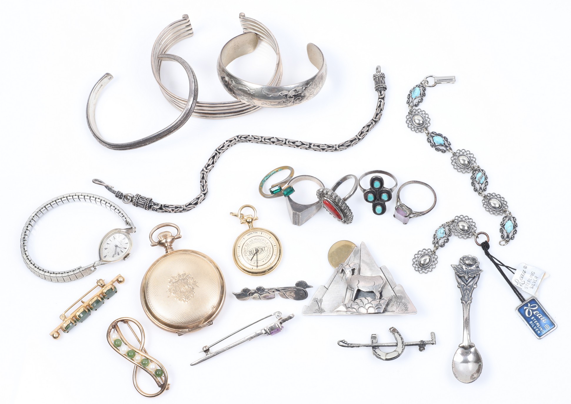 Vintage jewelry grouping to include 2e0b97