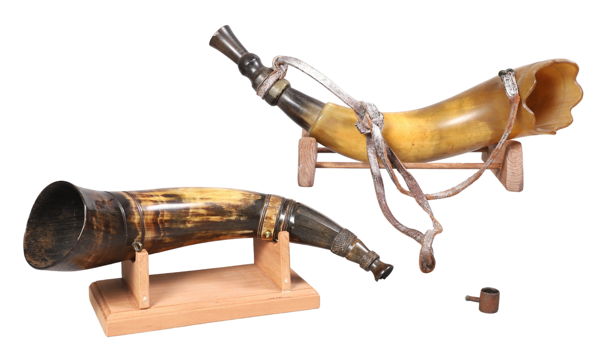 Two horn fox hunting horns with 2e0c91