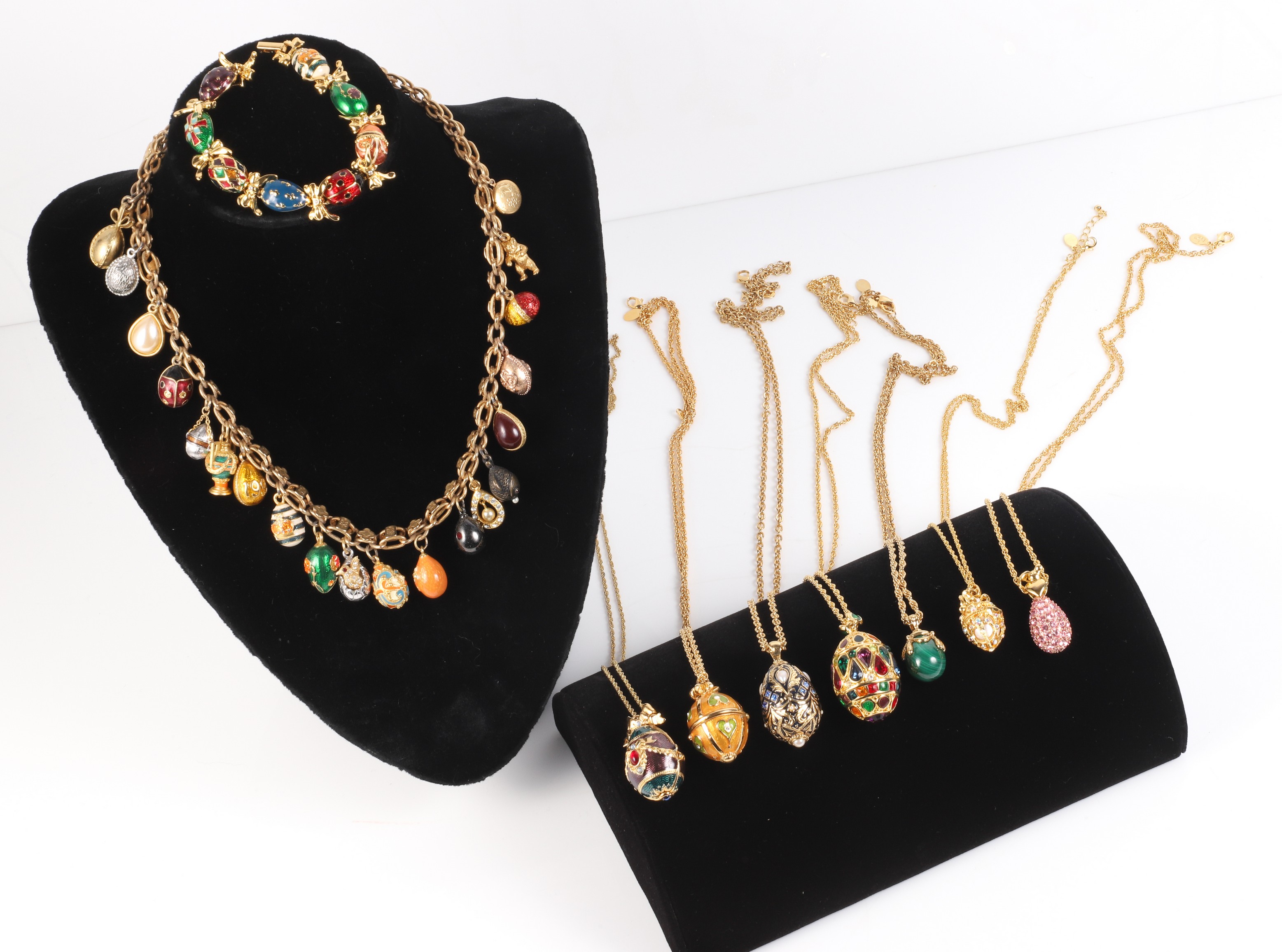 Joan Rivers Egg pendants necklaces 2e12b4