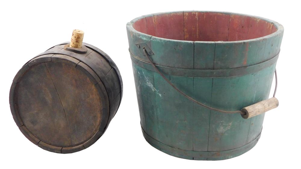 EARLY AMERICAN WOODEN BUCKET AND 2e2afb