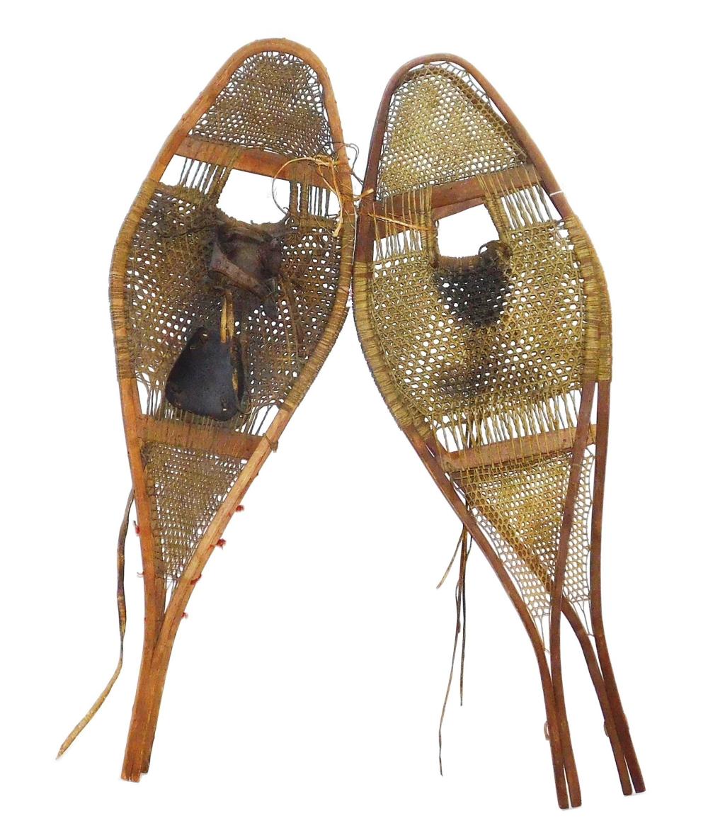 ANTIQUE SNOWSHOES EARLY 20TH C  2e2cd2
