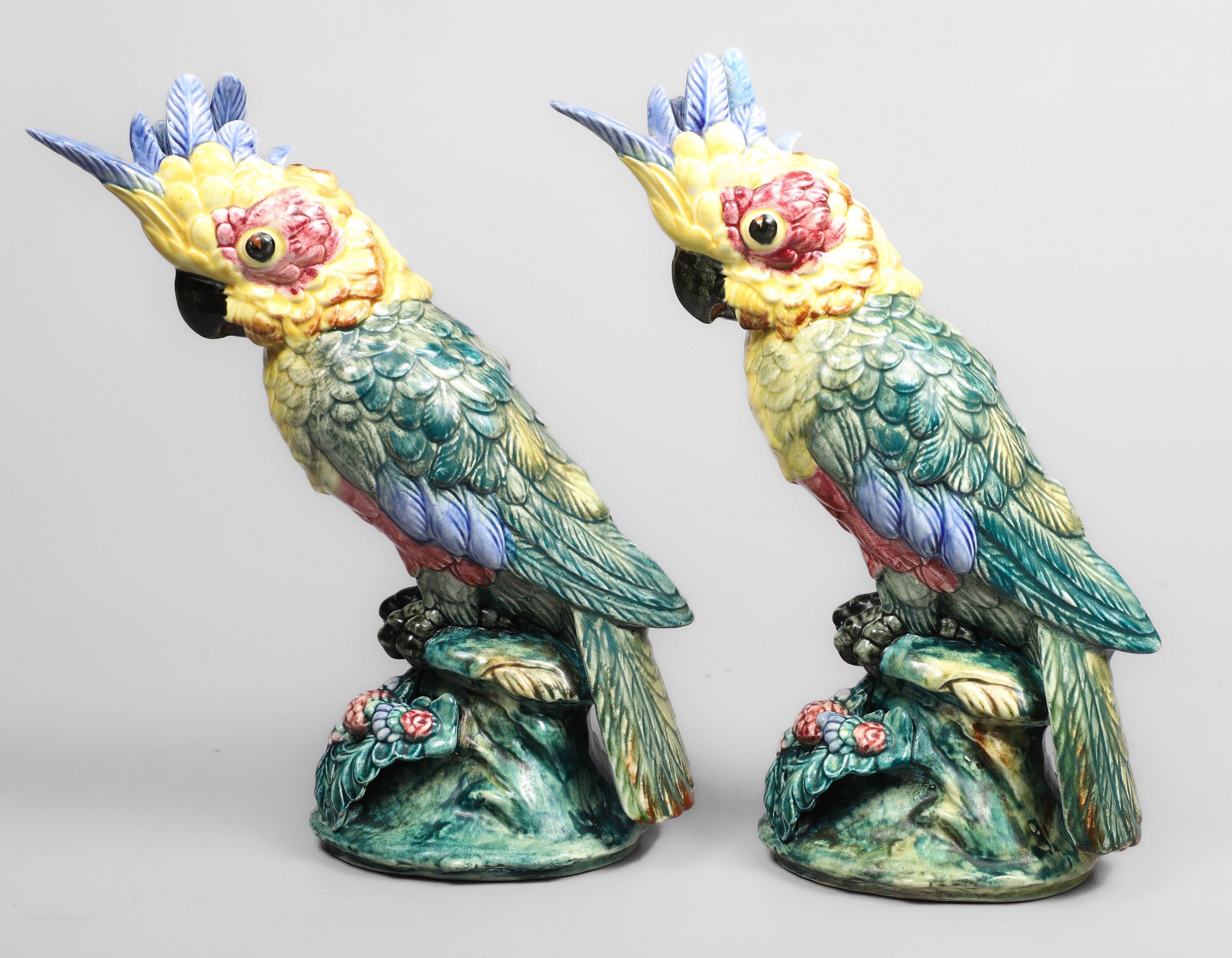 Pair of Stangl pottery parrot figurines  2e1737