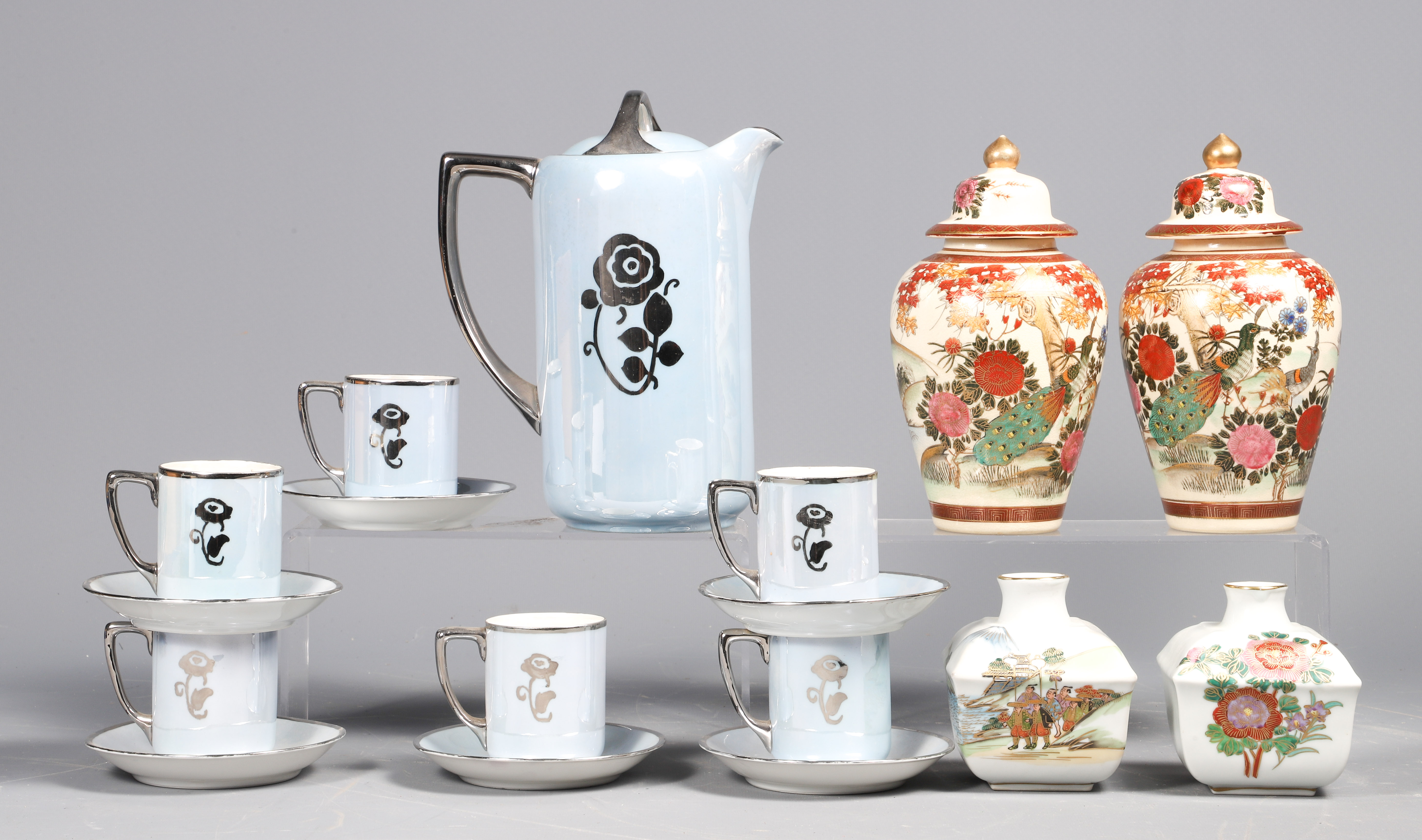  17 Pcs Japanese porcelain pottery  2e1f27