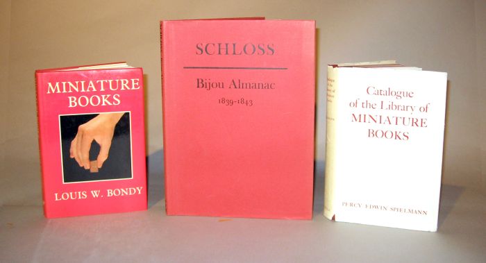 3 vols Books on Miniature Books  49ce9