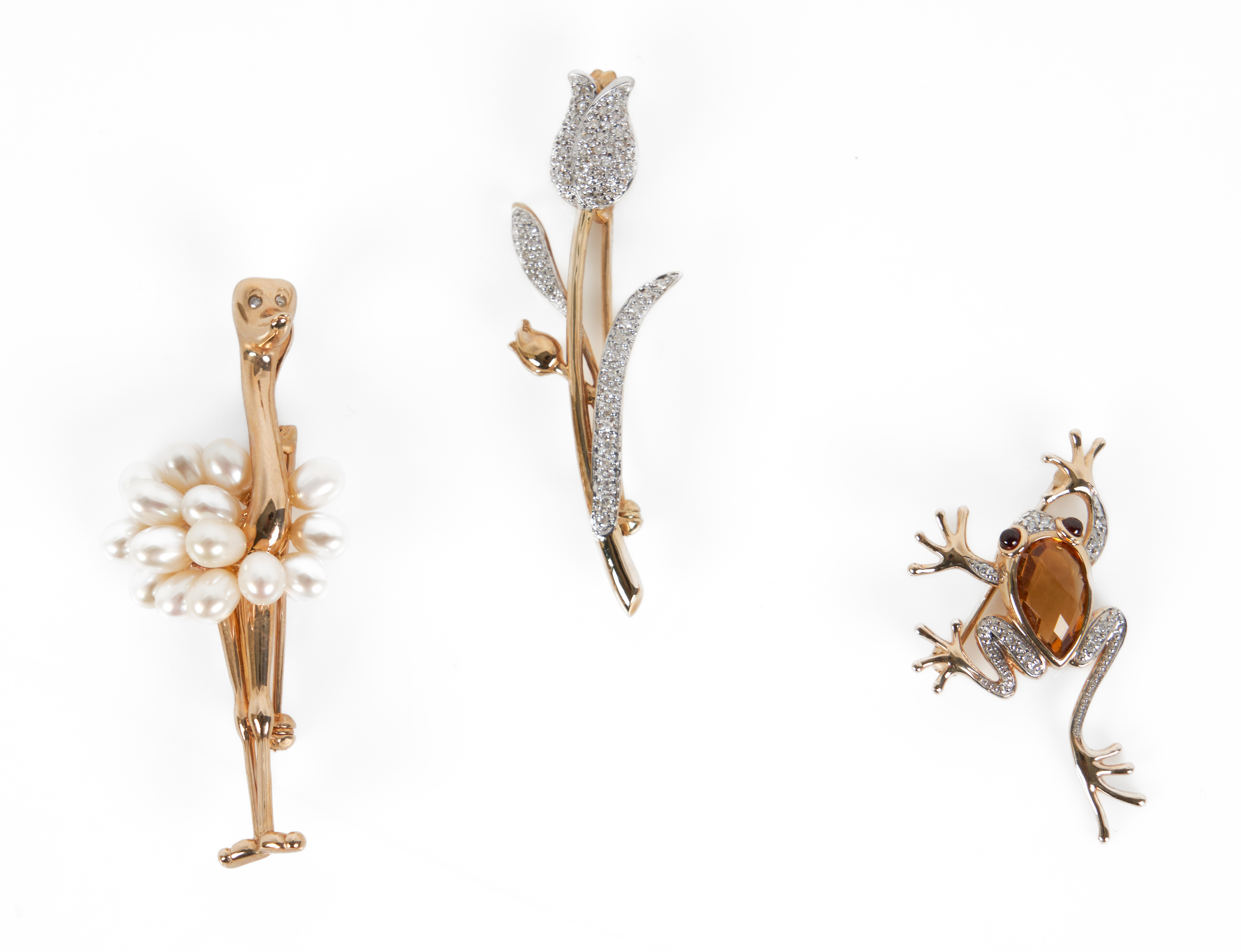  3 14K Yellow gold figural brooches 2e21be