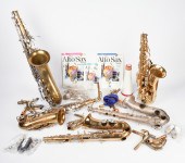 Large lot of saxophones parts 2e22bd