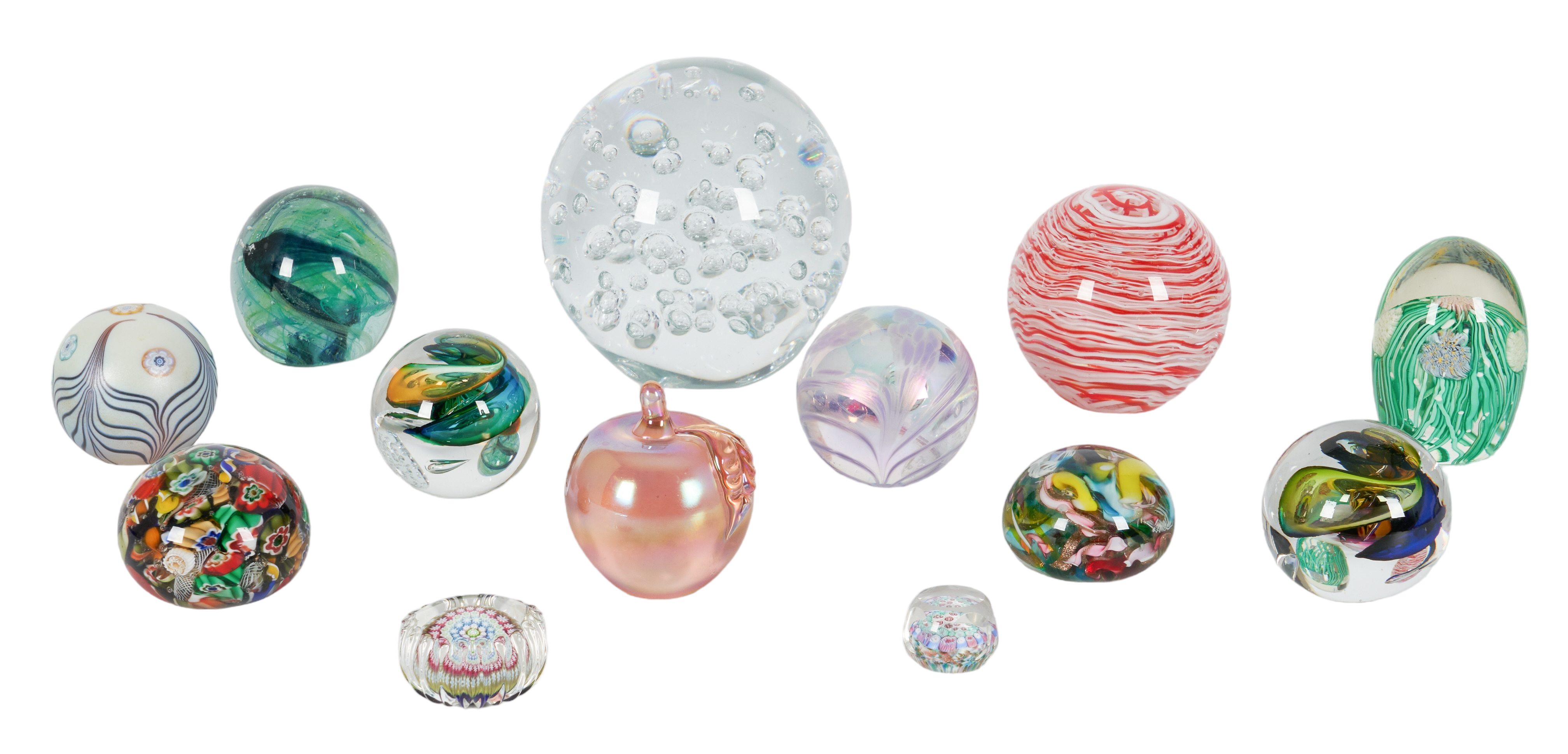  13 Art glass paperweights to 2e2397