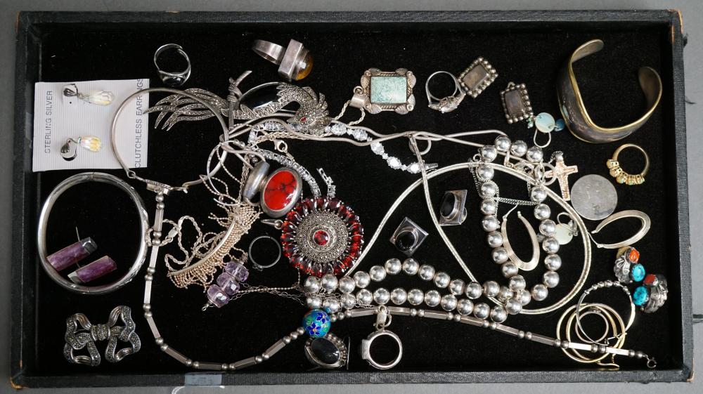 COLLECTION OF MOSTLY STERLING SILVER 2e4f59