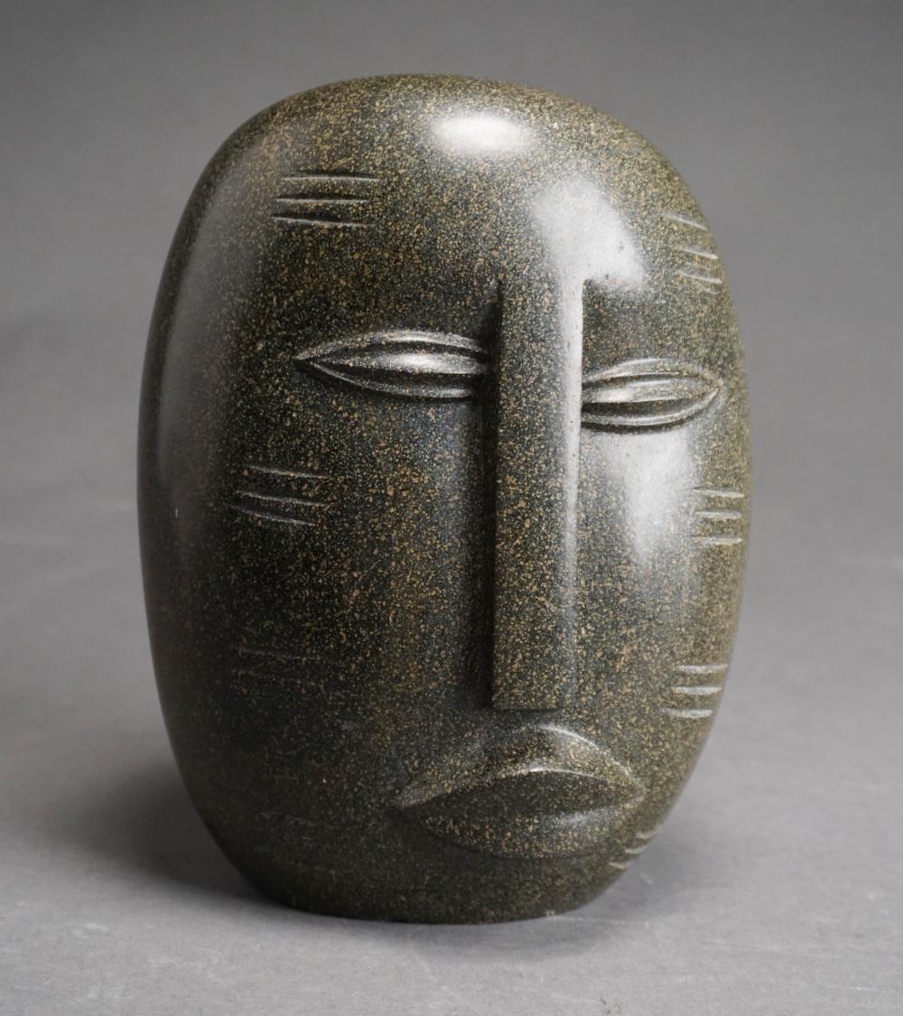 AFRICAN POSSIBLY ZIMBABWEAN CARVED 2e5413