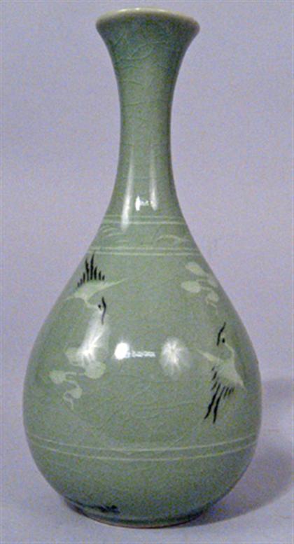 Korean celadon glazed vase signed  4a350