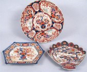 Three Japanese imari platters  4a3e4