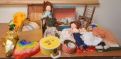 COLLECTION OF DOLLS DOLL CLOTHING 2e6ae3