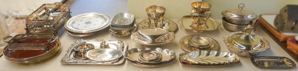 COLLECTION OF SILVERPLATE AND METAL 2e6d6f