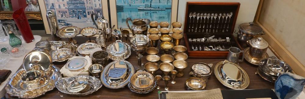 COLLECTION OF ASSORTED SILVERPLATE 2e6d7e