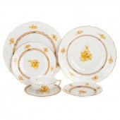 HEREND PORCELAIN CHINESE BOUQUET DINNER
