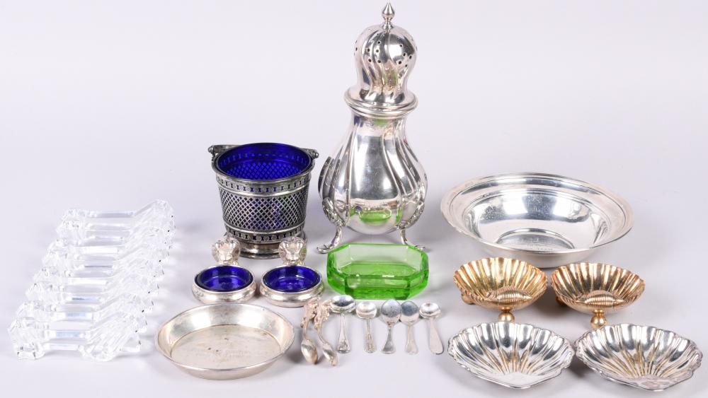 COLLLECTION OF SILVER PLATED AND 2ec29b