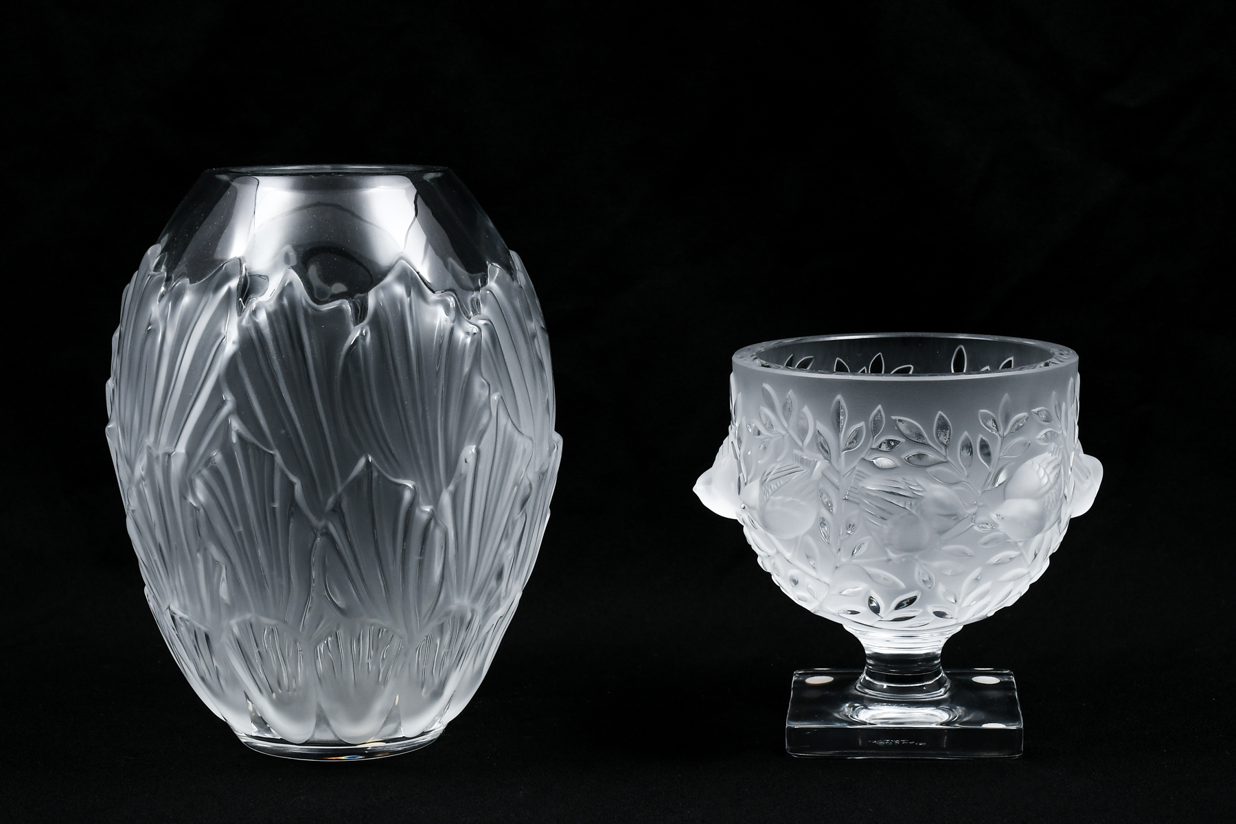 2 PC LALIQUE CRYSTAL VASE FOOTED 2ecf66