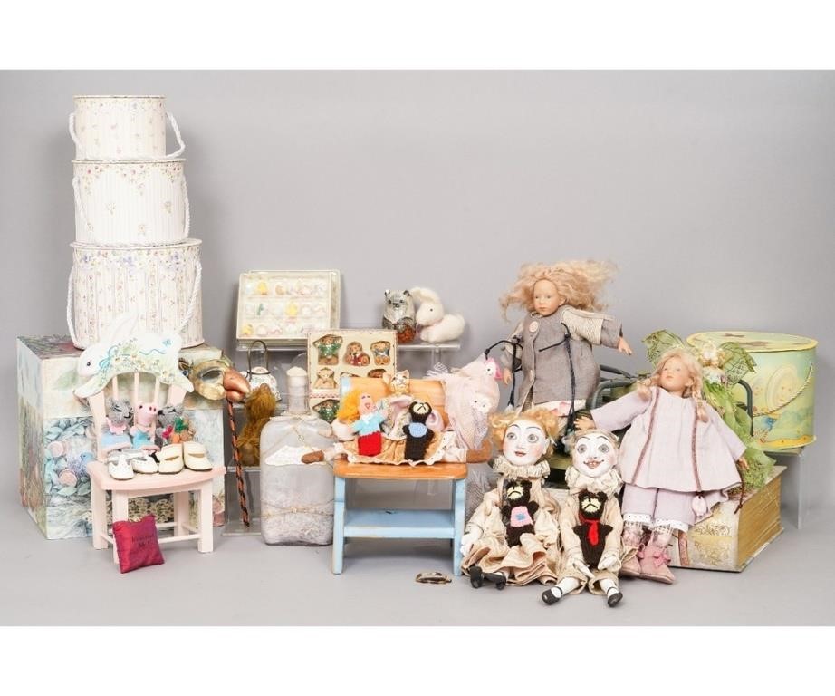 Various dolls and doll accessories 2ebb73