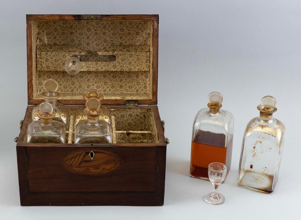 ENGLISH CASED DECANTER SET LATE 2f16d5